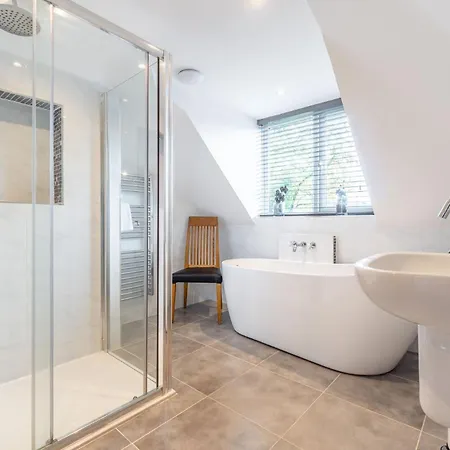 3 Bed In Ambleside Oc-Lr214 *